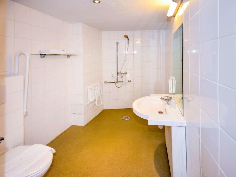 Ibis Budget Bord De Hotel 2*