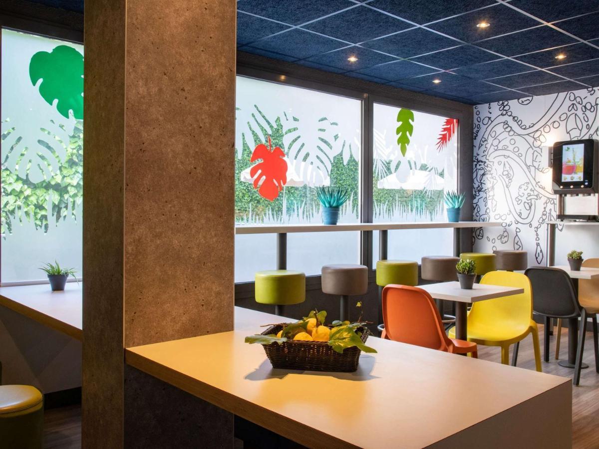 Ibis Budget Bord De Hotel 2*