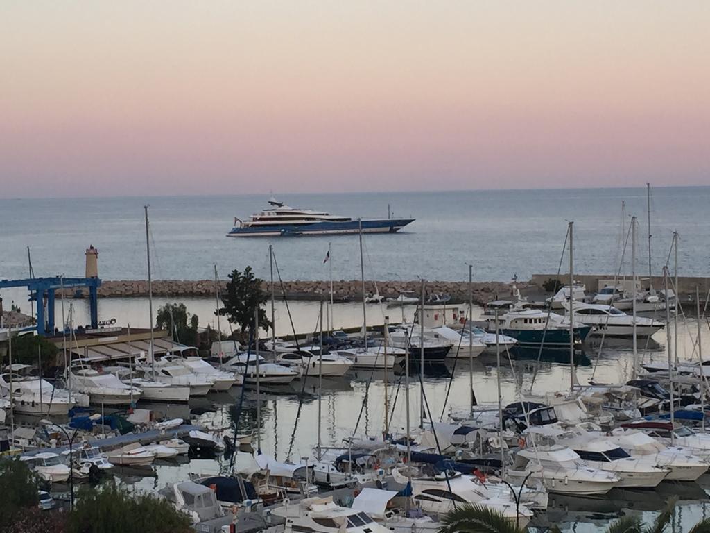 Ibis Budget Bord De 2* Menton