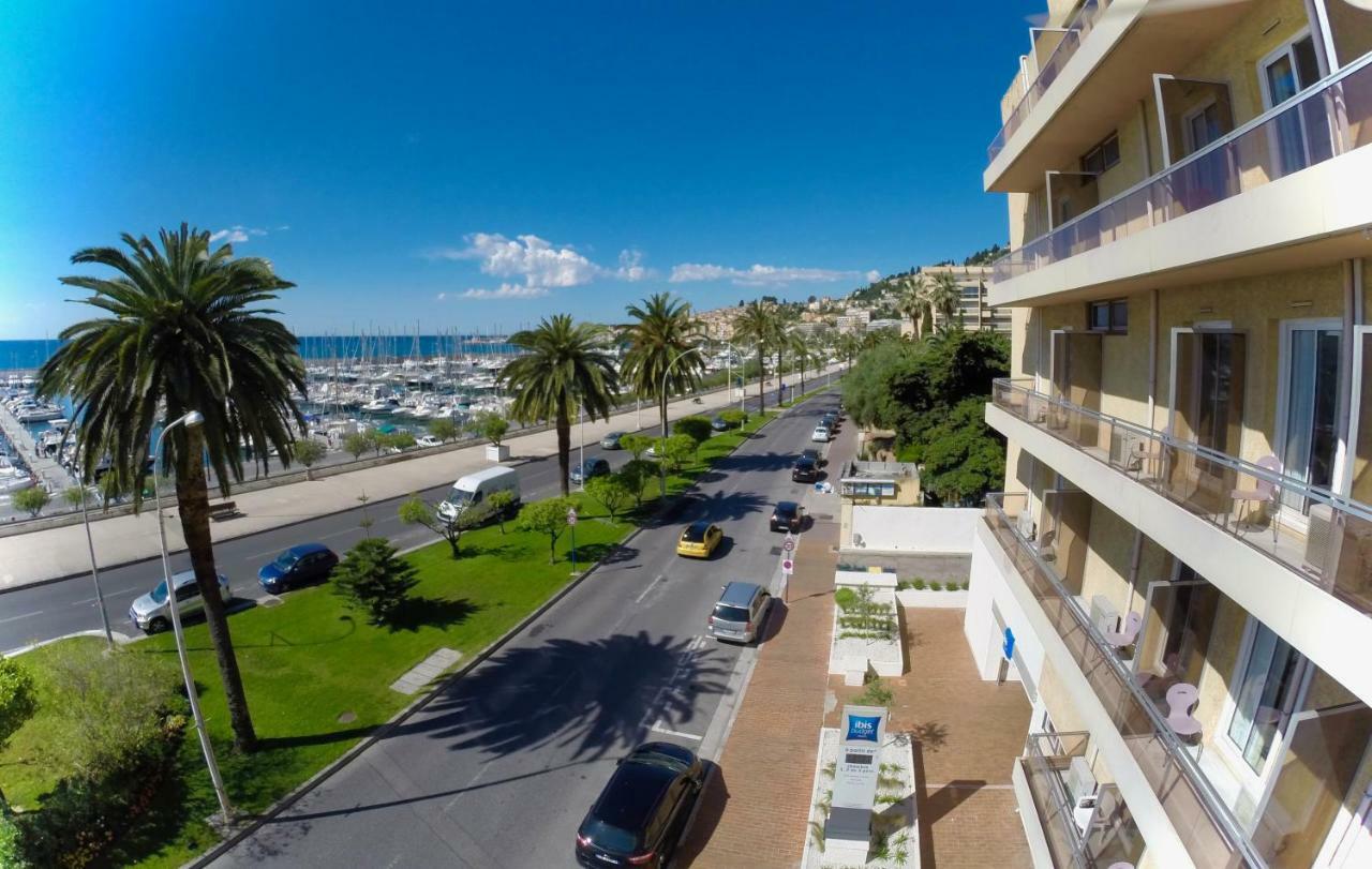Ibis Budget Bord De Hotel